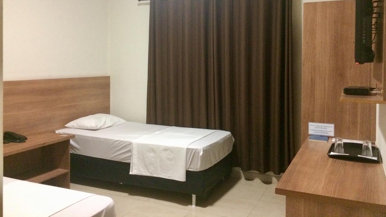 Cast Comfort Hotel Paranaiba Экстерьер фото