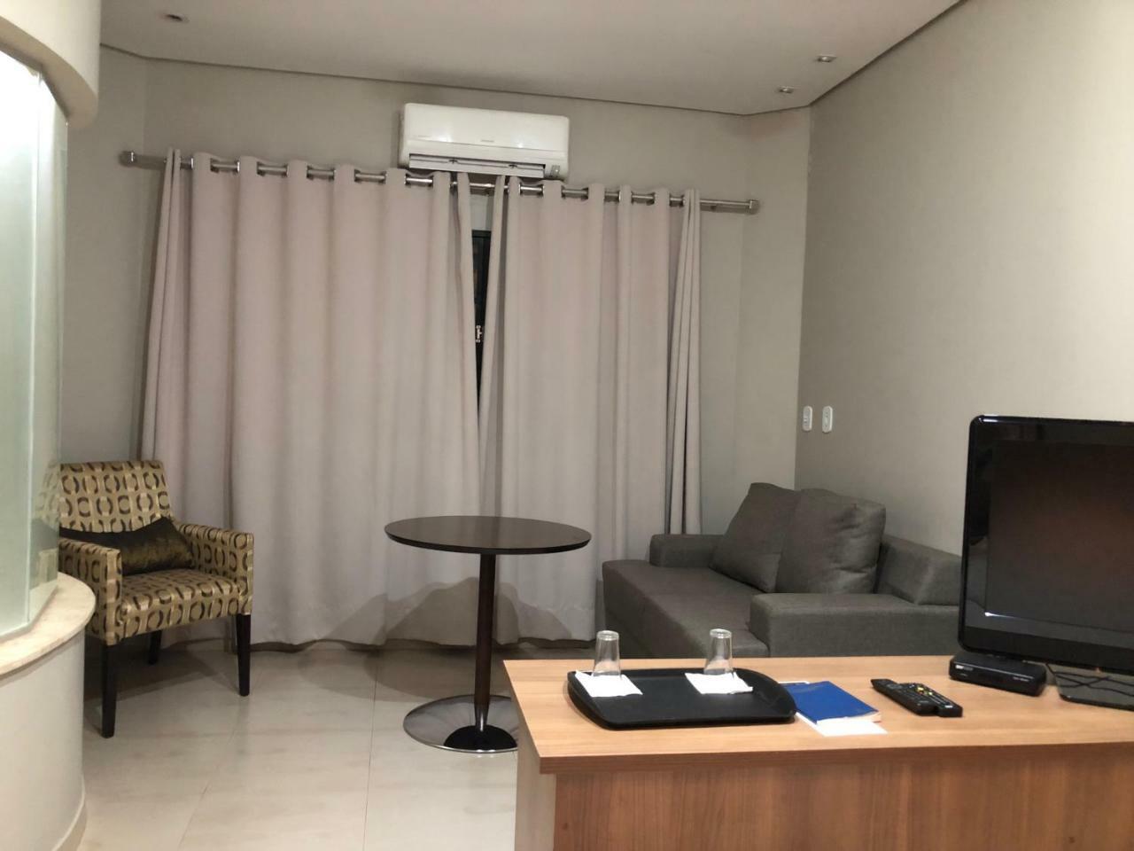 Cast Comfort Hotel Paranaiba Экстерьер фото